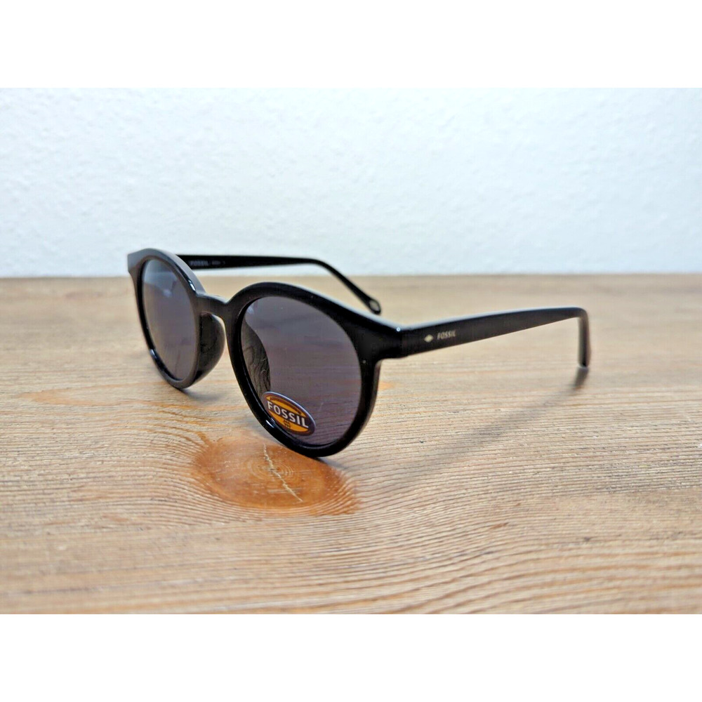 Fossil Ladies Black Classic Circular Sunglasses, Model #X82599, NO Case Included